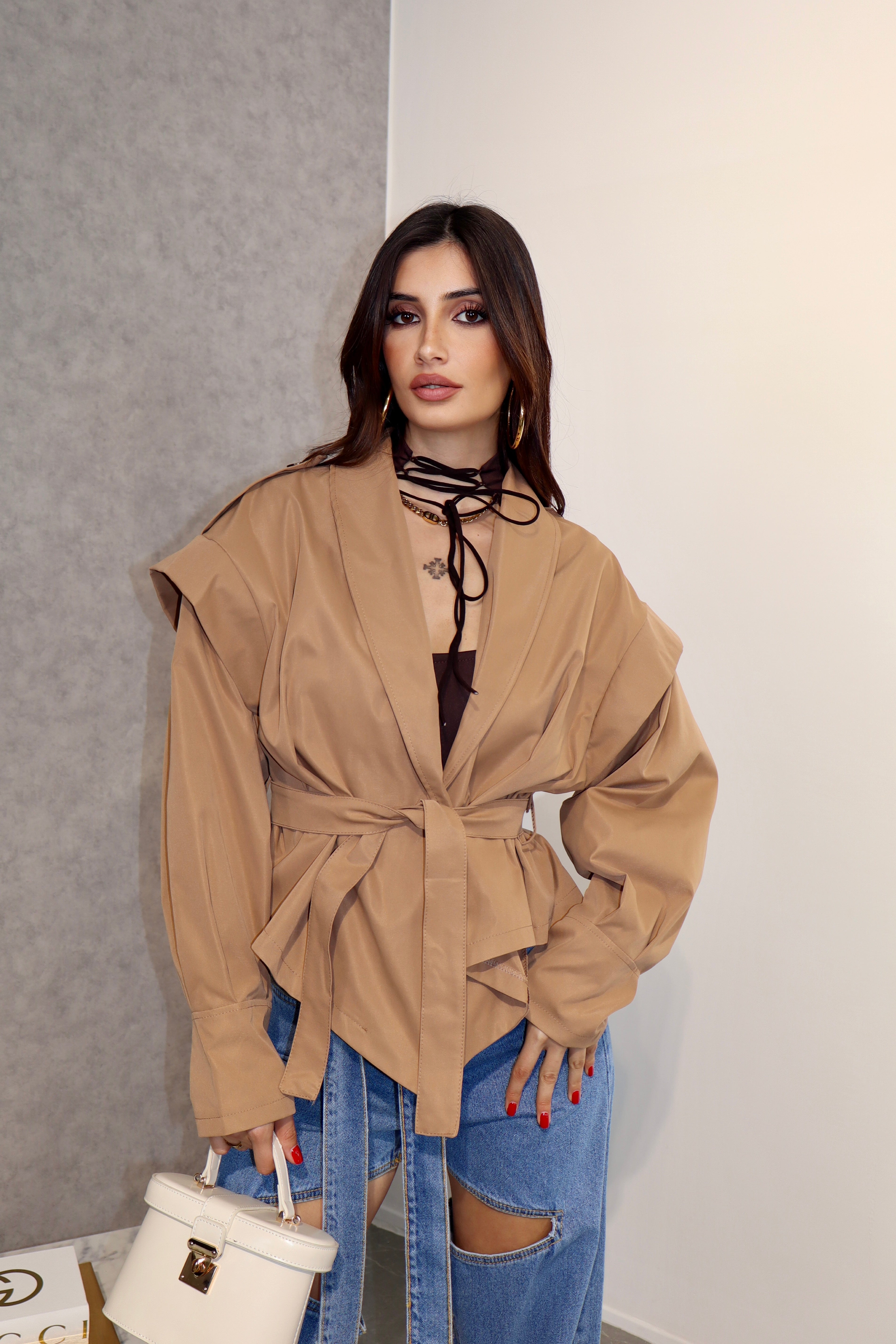 Trench Amyra